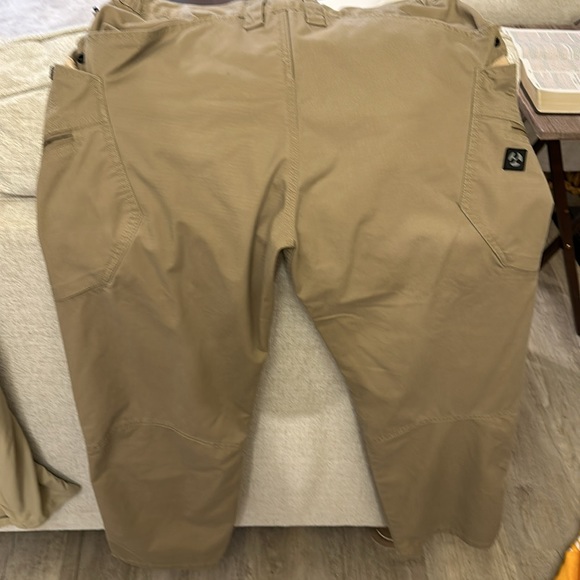 Tactical Series Warrior Wear 34x34 in good condition. Brown no tears or stains - Picture 3 of 3